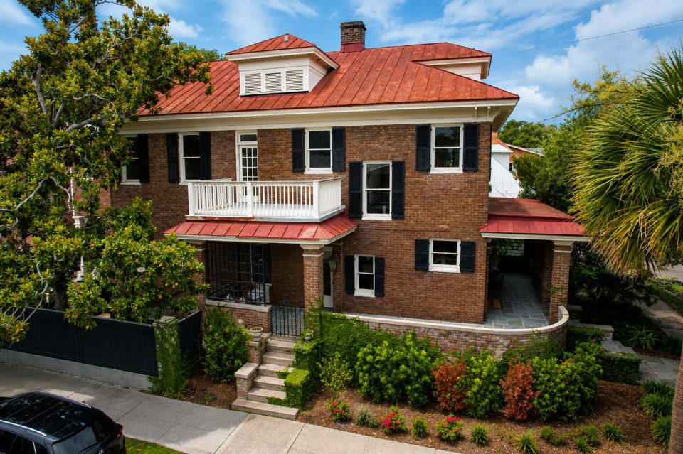Neighborhood & Location at 173 Tradd Street