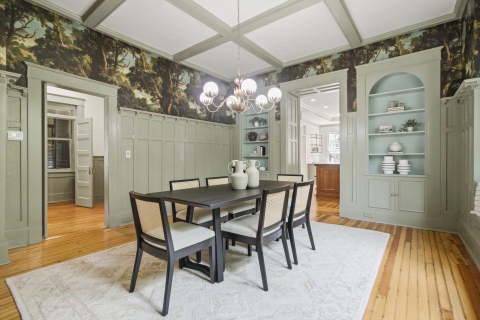 Dining Room at 173 Tradd Street