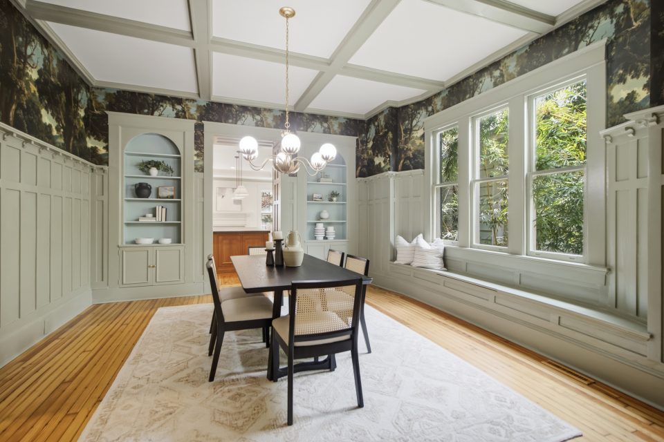 Dining Room at 173 Tradd Street