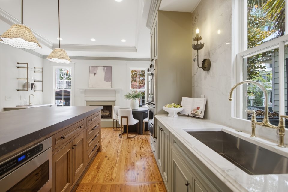 Kitchen & Pantry at 173 Tradd Street