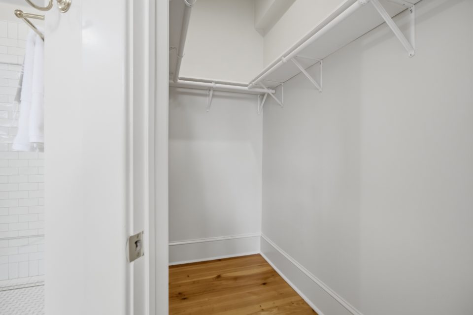 Bathrooms at 173 Tradd Street