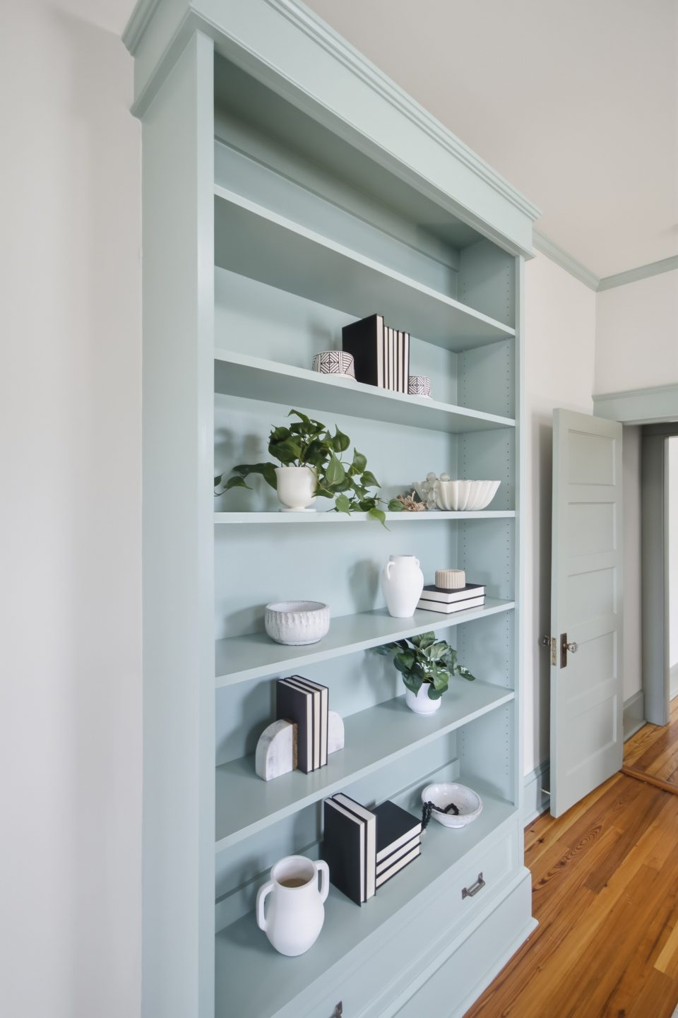 Bathrooms at 173 Tradd Street