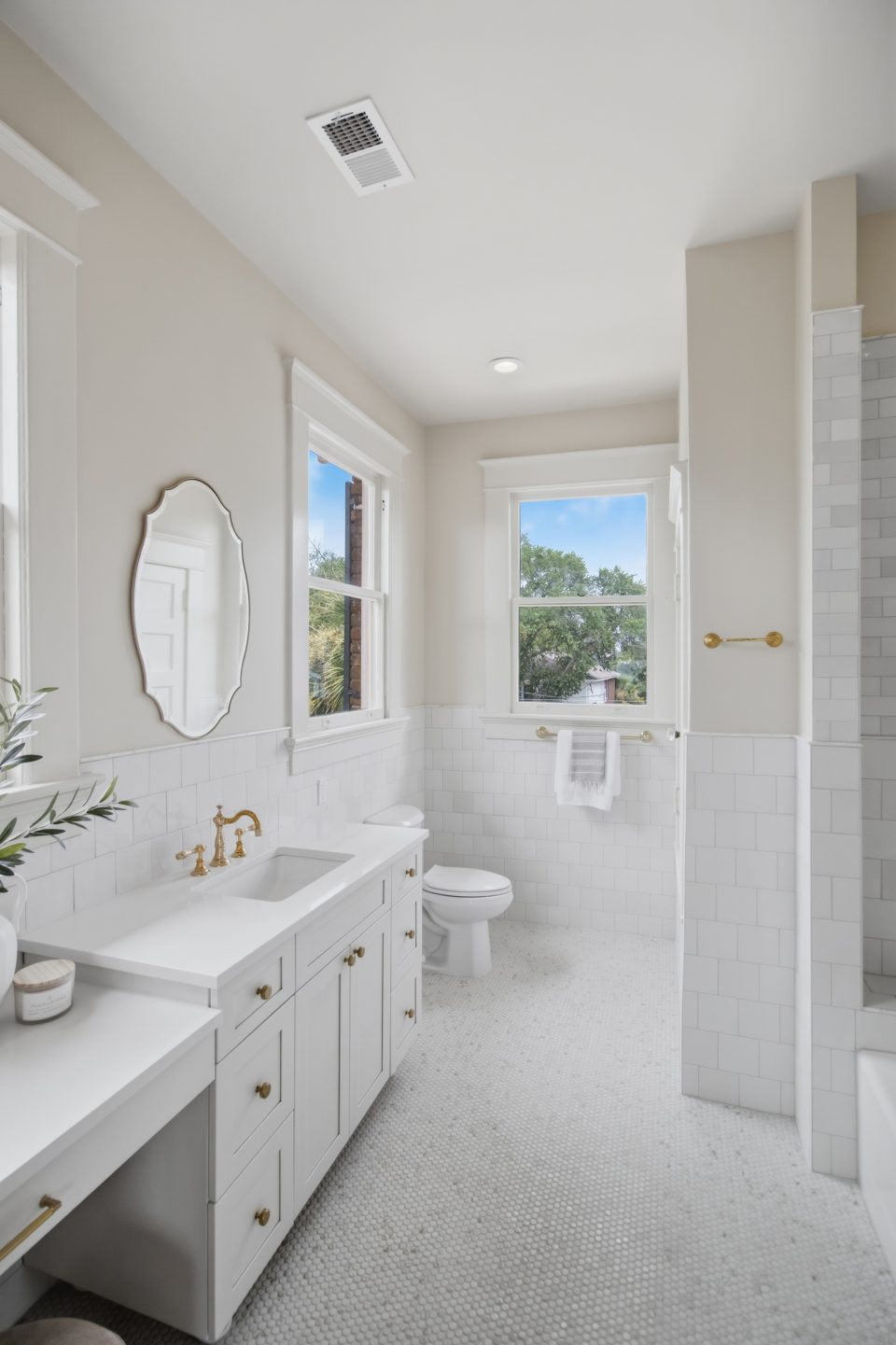 Bathrooms at 173 Tradd Street