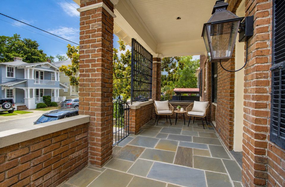 Courtyard & Outdoor Living at 173 Tradd Street